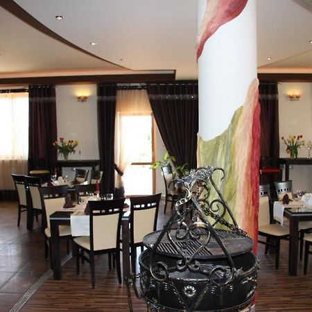 Hotel Wasik Krogulcza Экстерьер фото