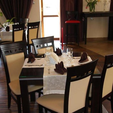 Hotel Wasik Krogulcza Экстерьер фото